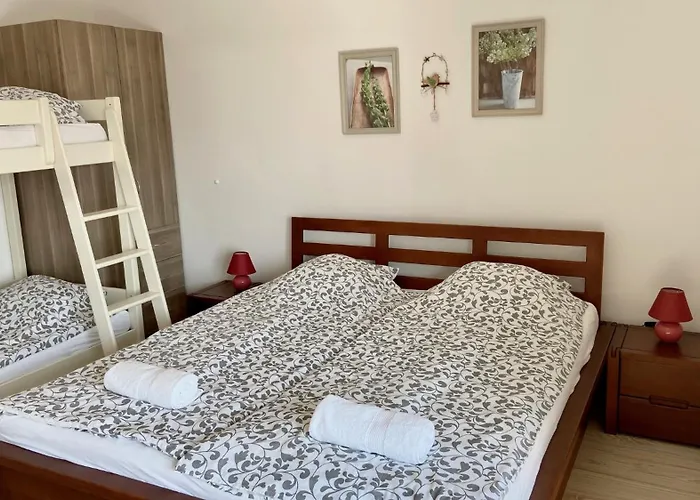 Appartement Fuege Balatonakarattya