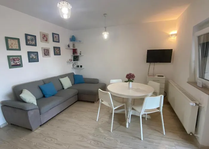 Fuege Balatonakarattya